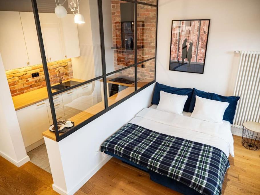 Chic Apartment In Historic Koneser Area Varsovie Extérieur photo