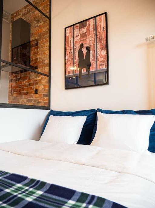 Chic Apartment In Historic Koneser Area Varsovie Extérieur photo